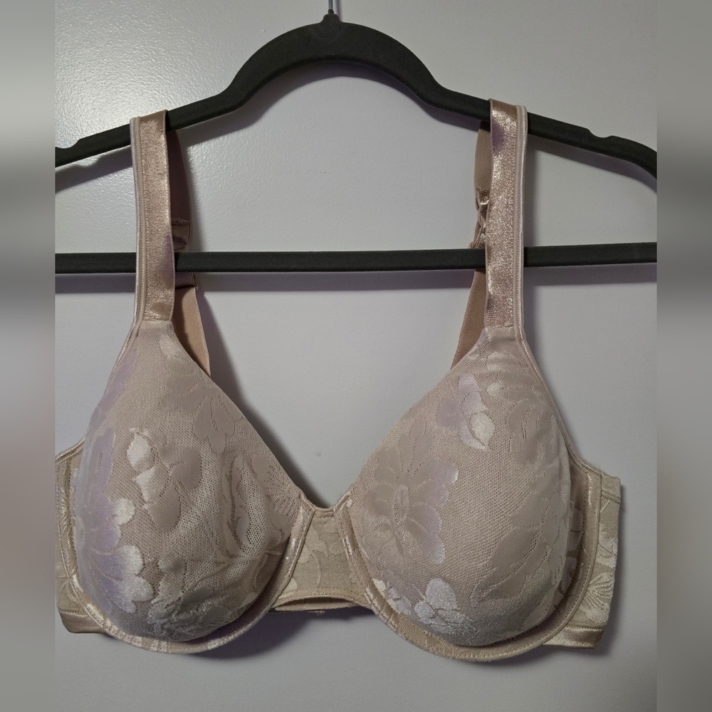Playtex Cream Floral Lace Bra